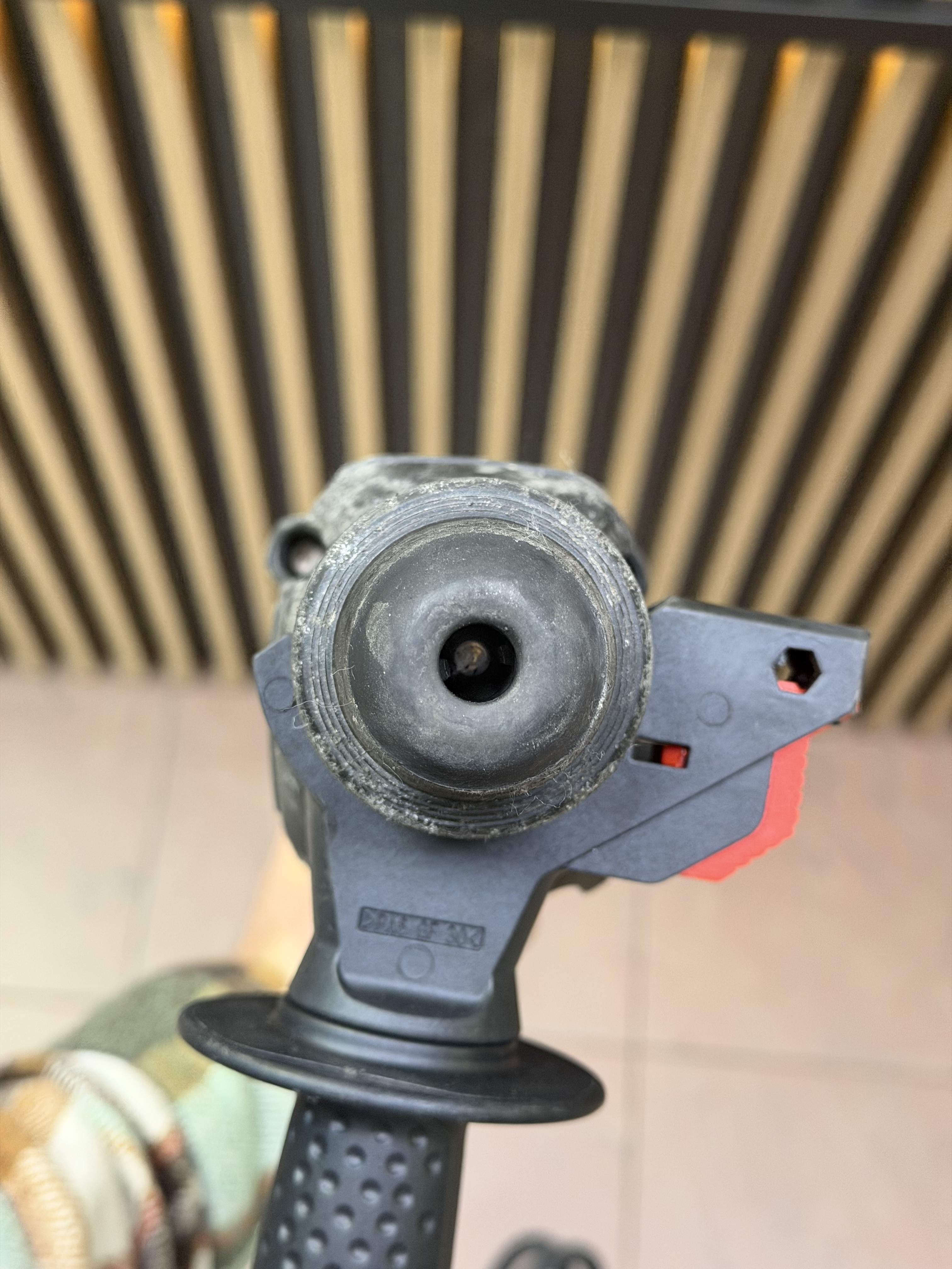 Сетевой перфоратор Remtools 26MM 1050W 900r/min (Б\У)