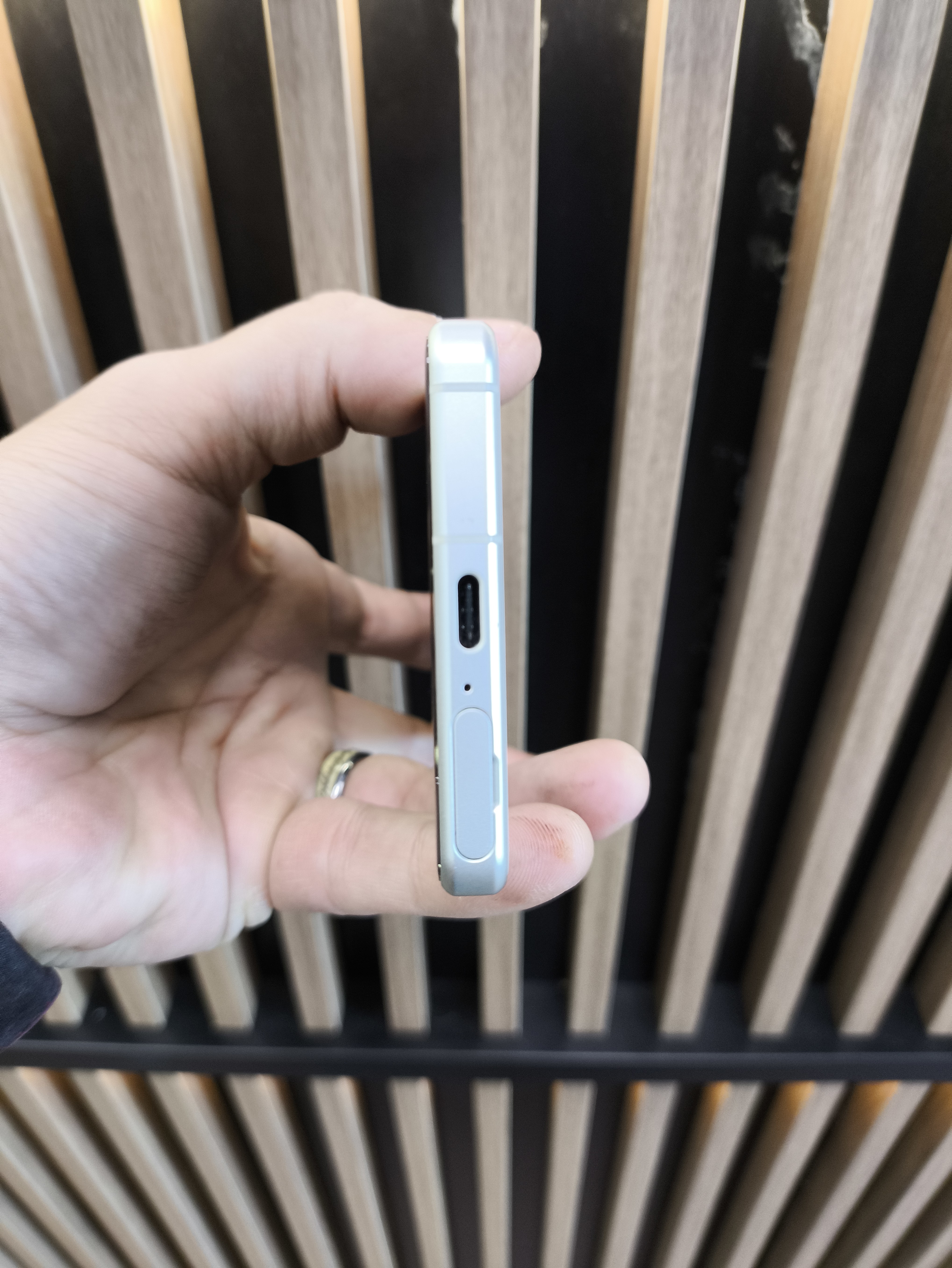 Смартфон Sony Xperia 5 IV 8/128 ГБ, Dual nano SIM, белый (Б/У)