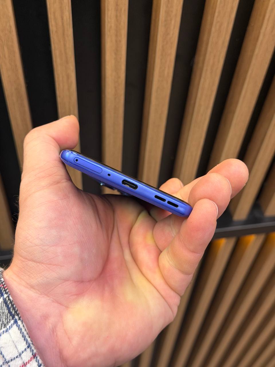 Телефон Motorola Edge 60s Pro 12/256 (Новый)