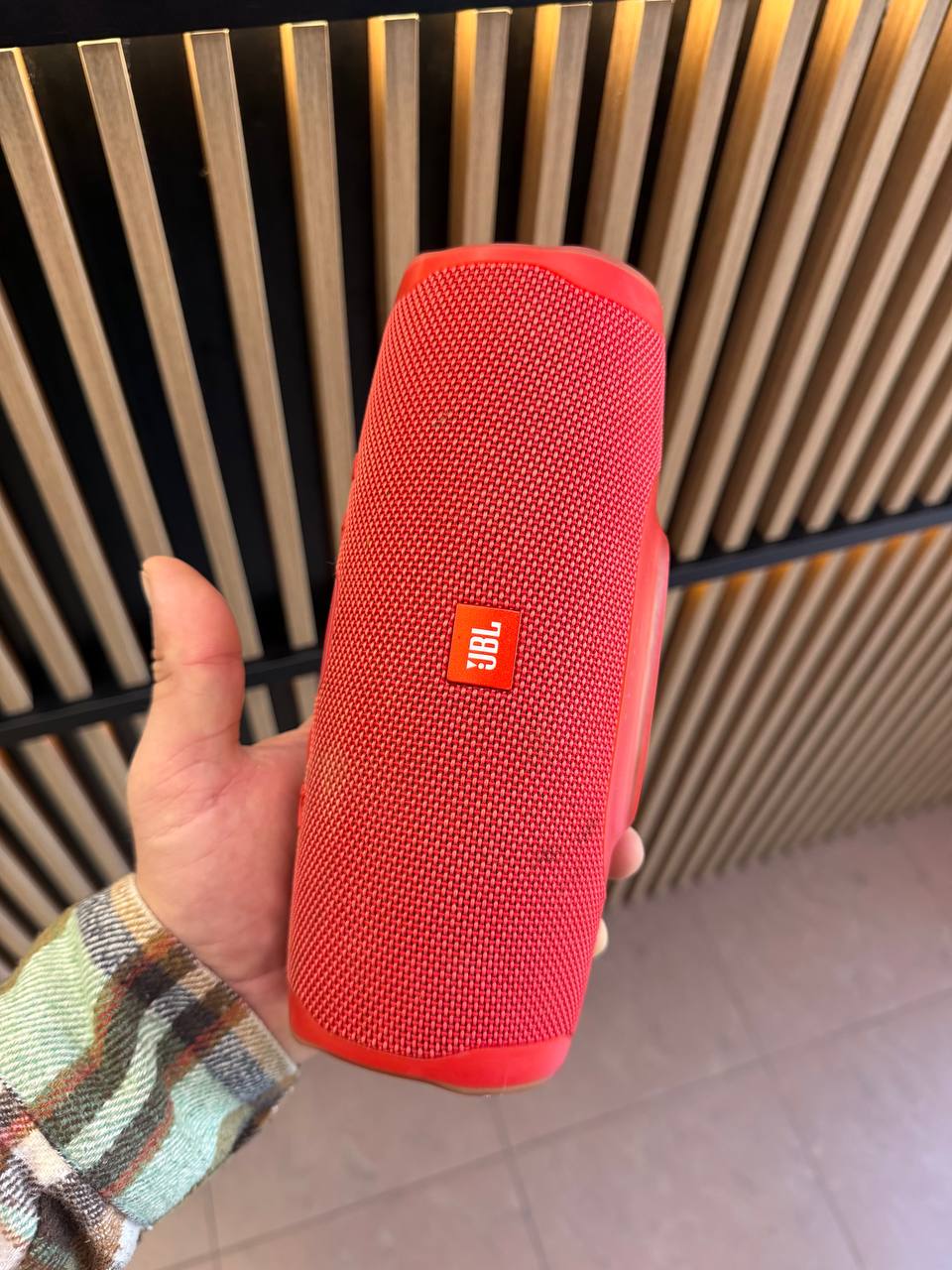 Портативная акустика JBL Charge 4, красная (Б/У)