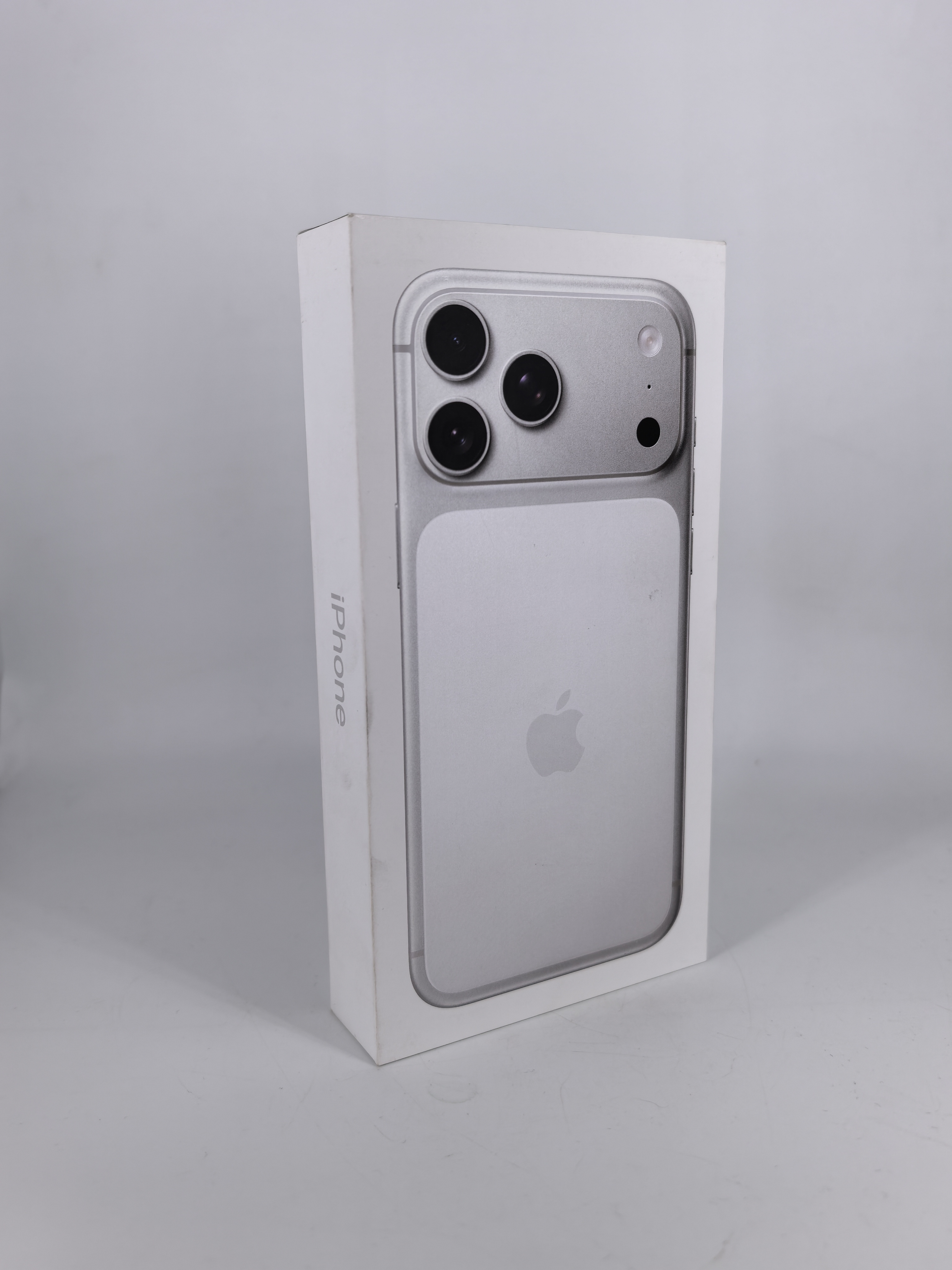 Смартфон Apple iPhone 17 Pro Max 256 ГБ MFYM4QN/A , Sim + eSim, Silver (Новый)