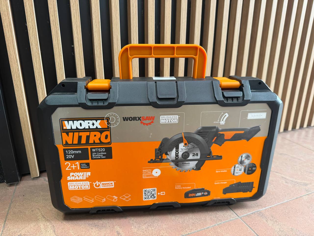 Циркулярная пила аккумуляторная бесщеточная WORX WT520 20В 120 мм в кейсе (Б\У)