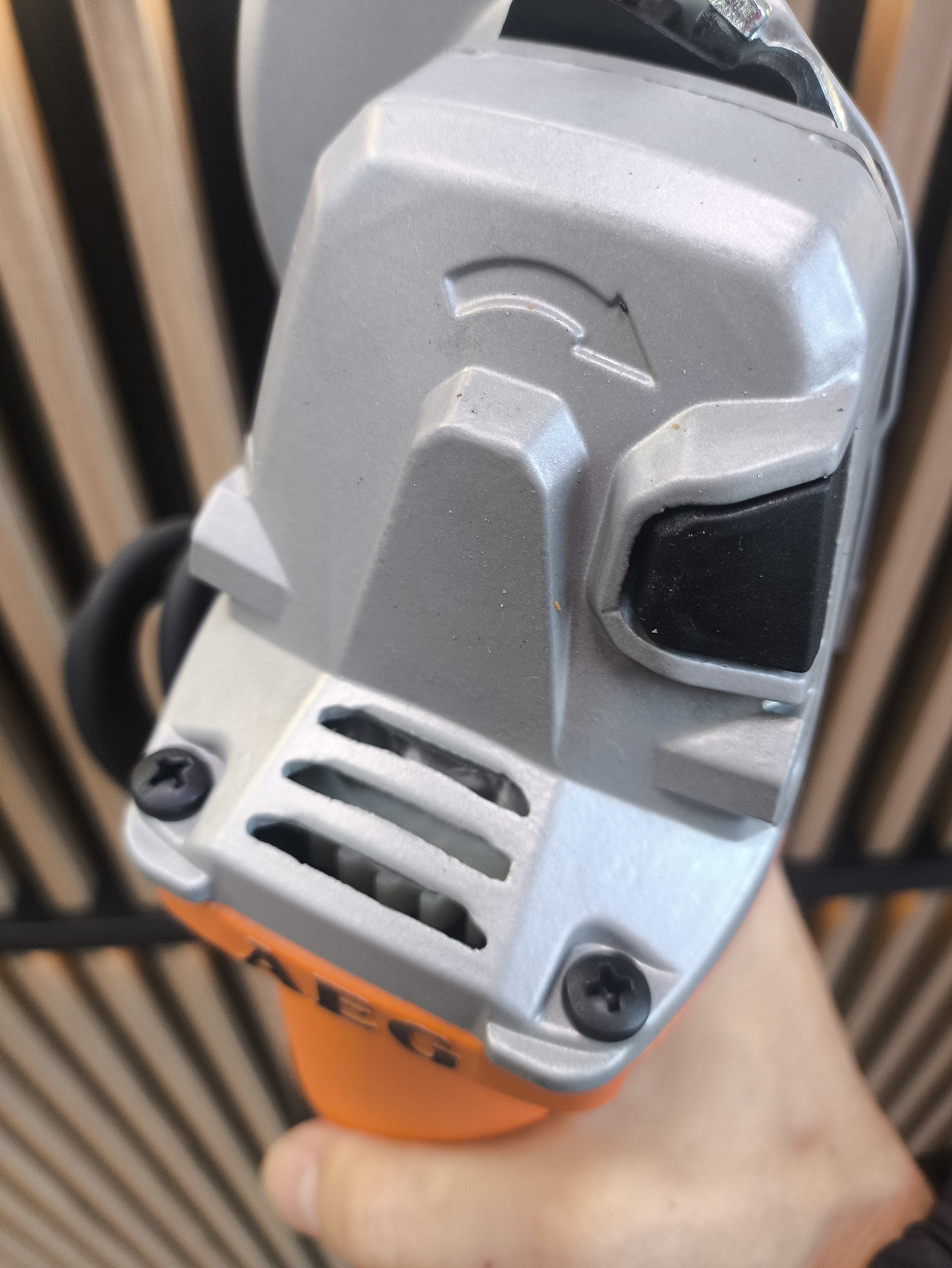 Угловая шлифовальная машина AEG WS 10-125 1000W (Новая)