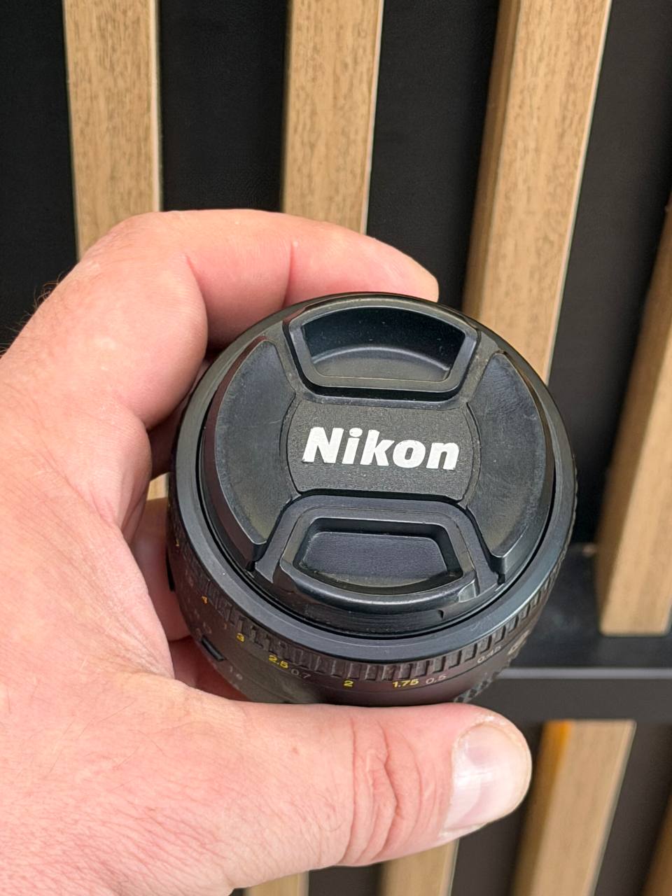 Объектив Nikon 50mm f/1.8D AF Nikkor, черный (Б/У)