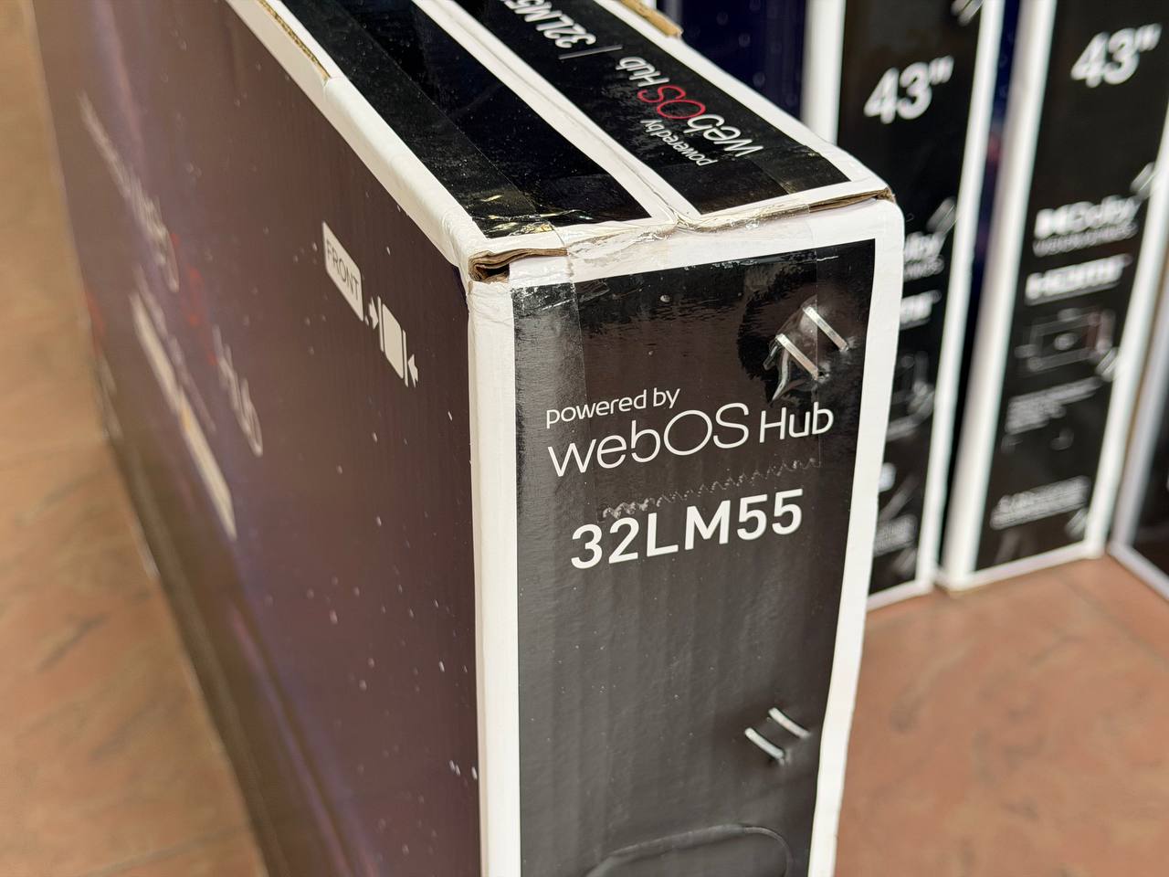 Телевизор Smart TV WebOS Hub 32LM55 32" (Новый)