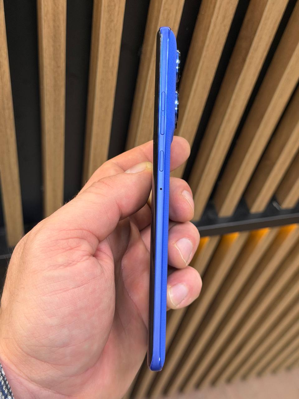 Телефон Motorola Edge 60s Pro 12/256 (Новый)