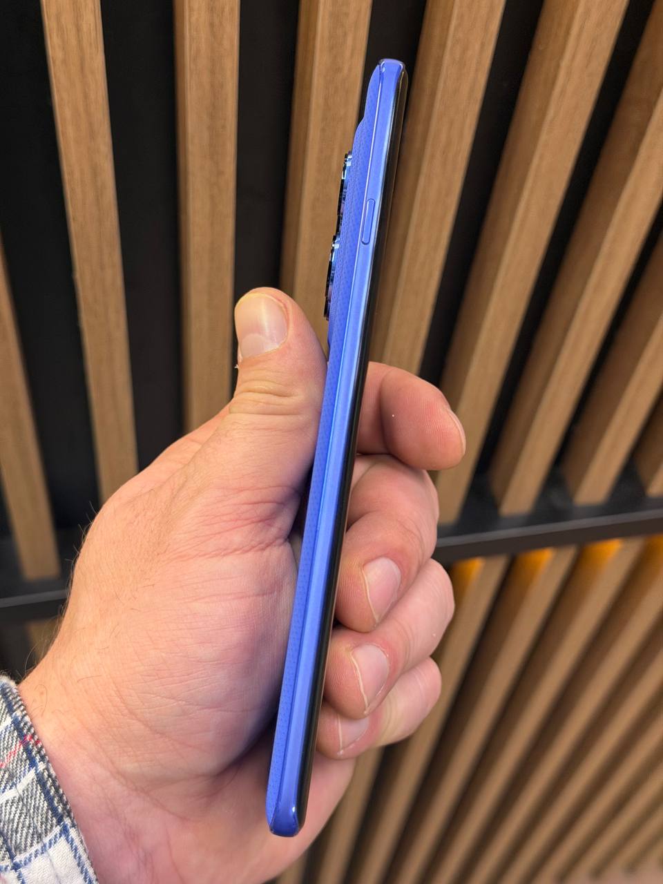 Телефон Motorola Edge 60s Pro 12/256 (Новый)