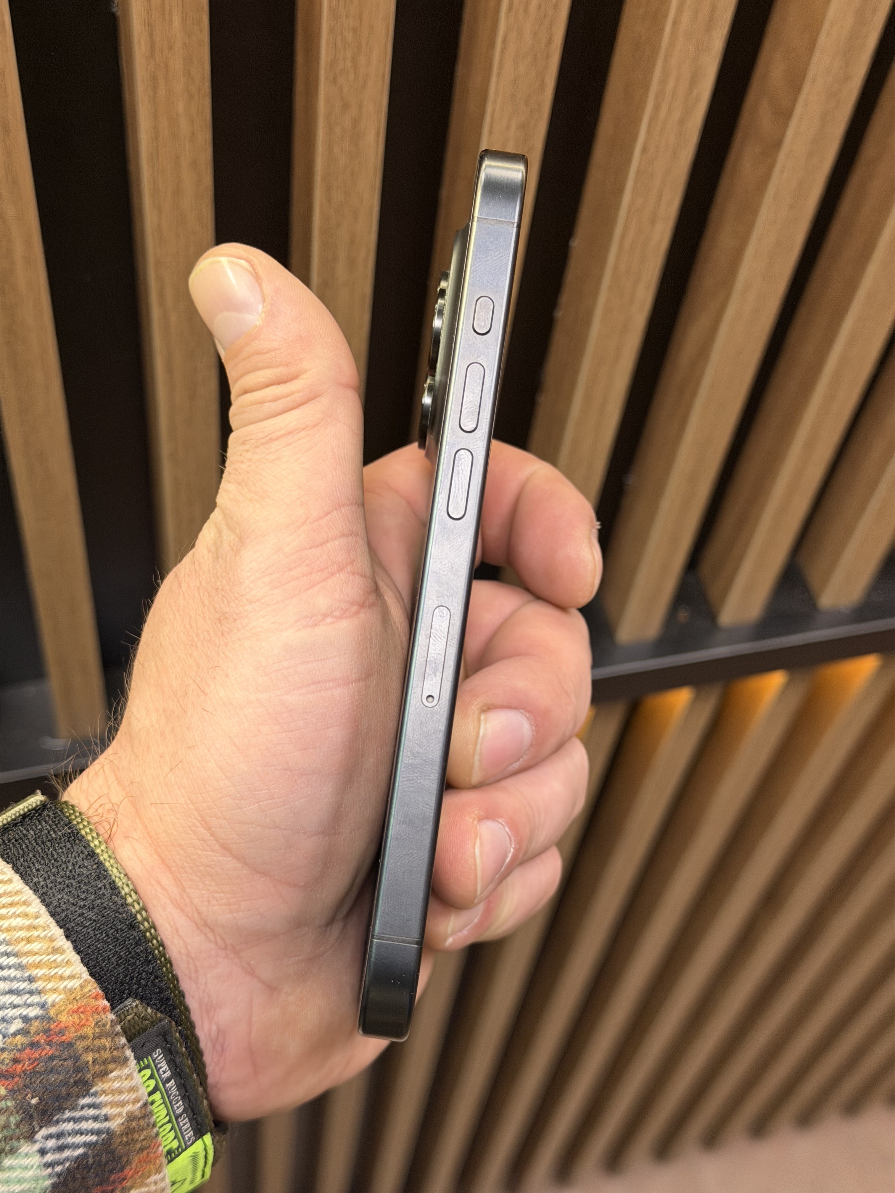 Apple iPhone 15 Pro 256Gb Black Titan (Б\У)