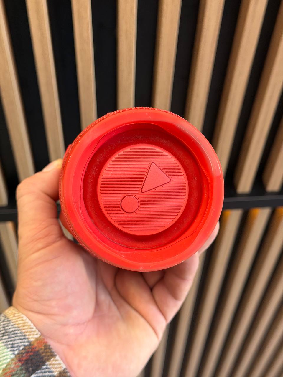 Портативная акустика JBL Charge 4, красная (Б/У)