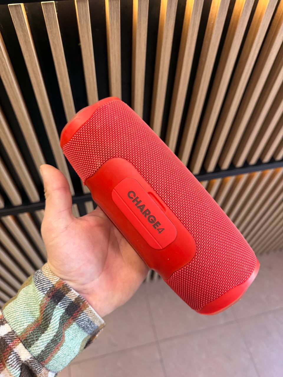 Портативная акустика JBL Charge 4, красная (Б/У)