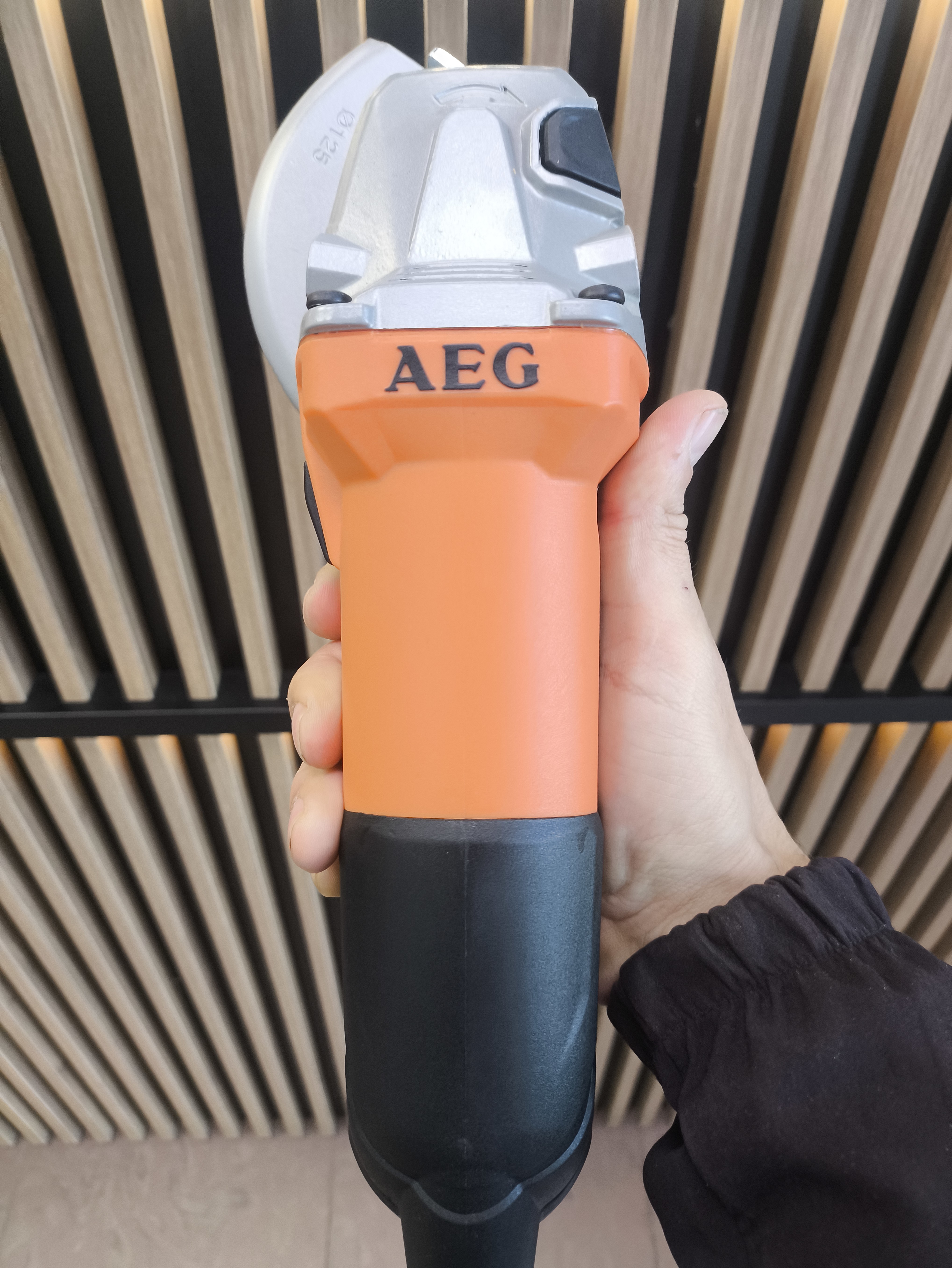 Угловая шлифовальная машина AEG WS 10-125 1000W (Новая)