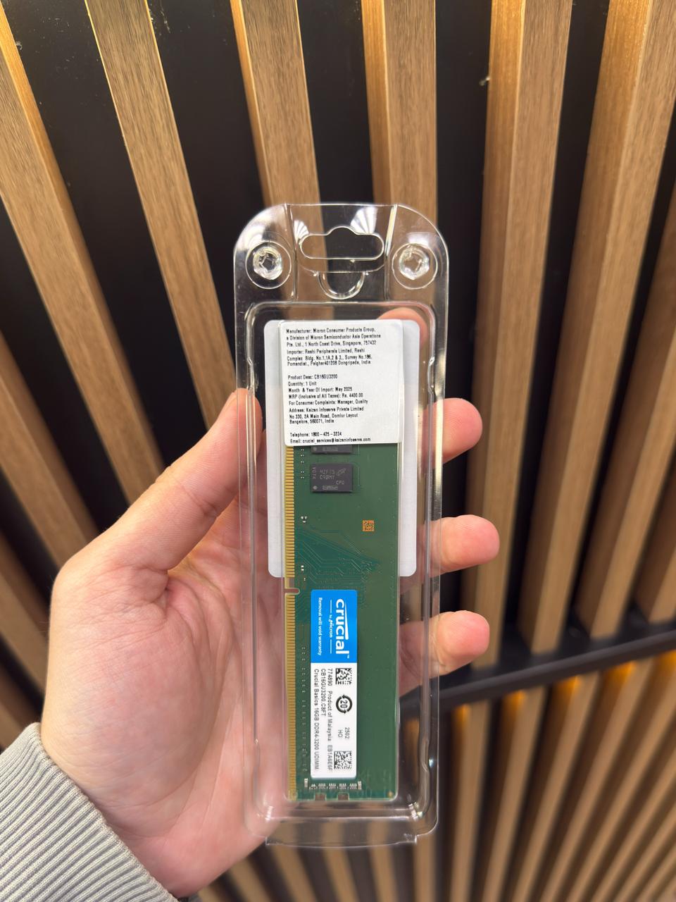 Модуль памяти DIMM DDR4 16Gb, 3200Mhz, Crucial CB16GU3200 (Новый)