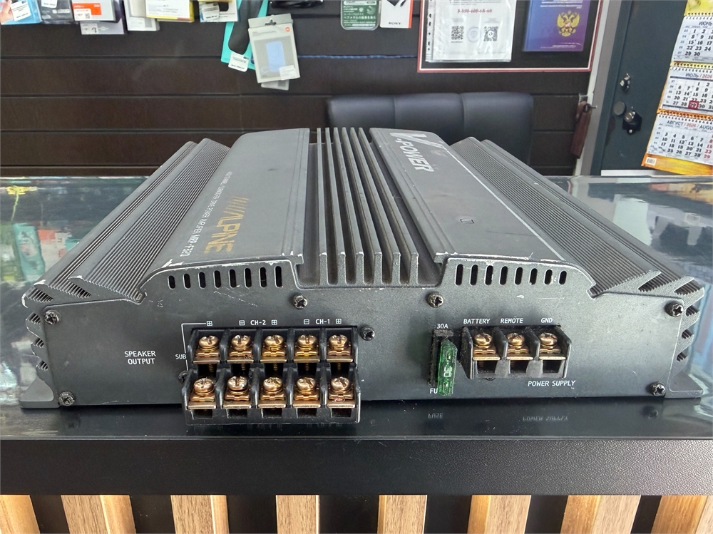 Усилитель в авто Alpine MRP-F320 (Б/У)