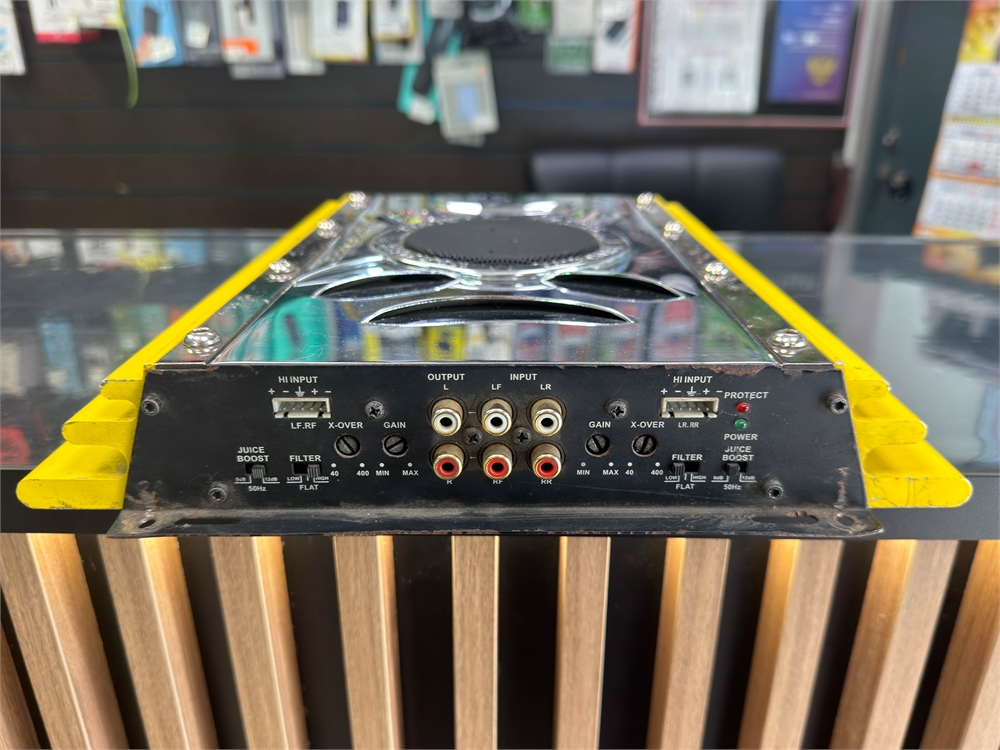 Усилитель в авто Lightning Audio B2.300.4 (Б/У)