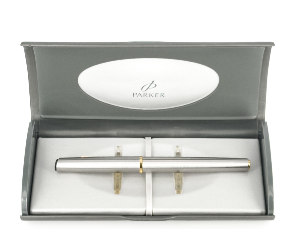 Перьевая ручка Parker Latitude Stainless Steel GT с чехлом (Б/У)